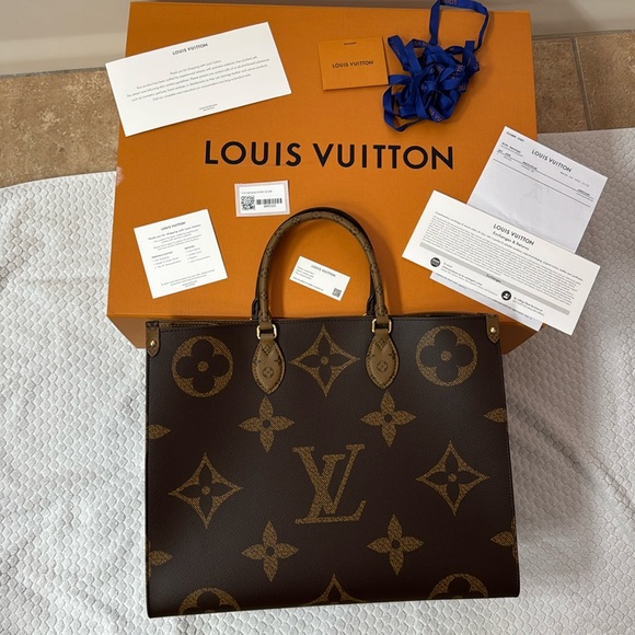 Louis Vuitton On-The-Go GM - Picture 1 of 17